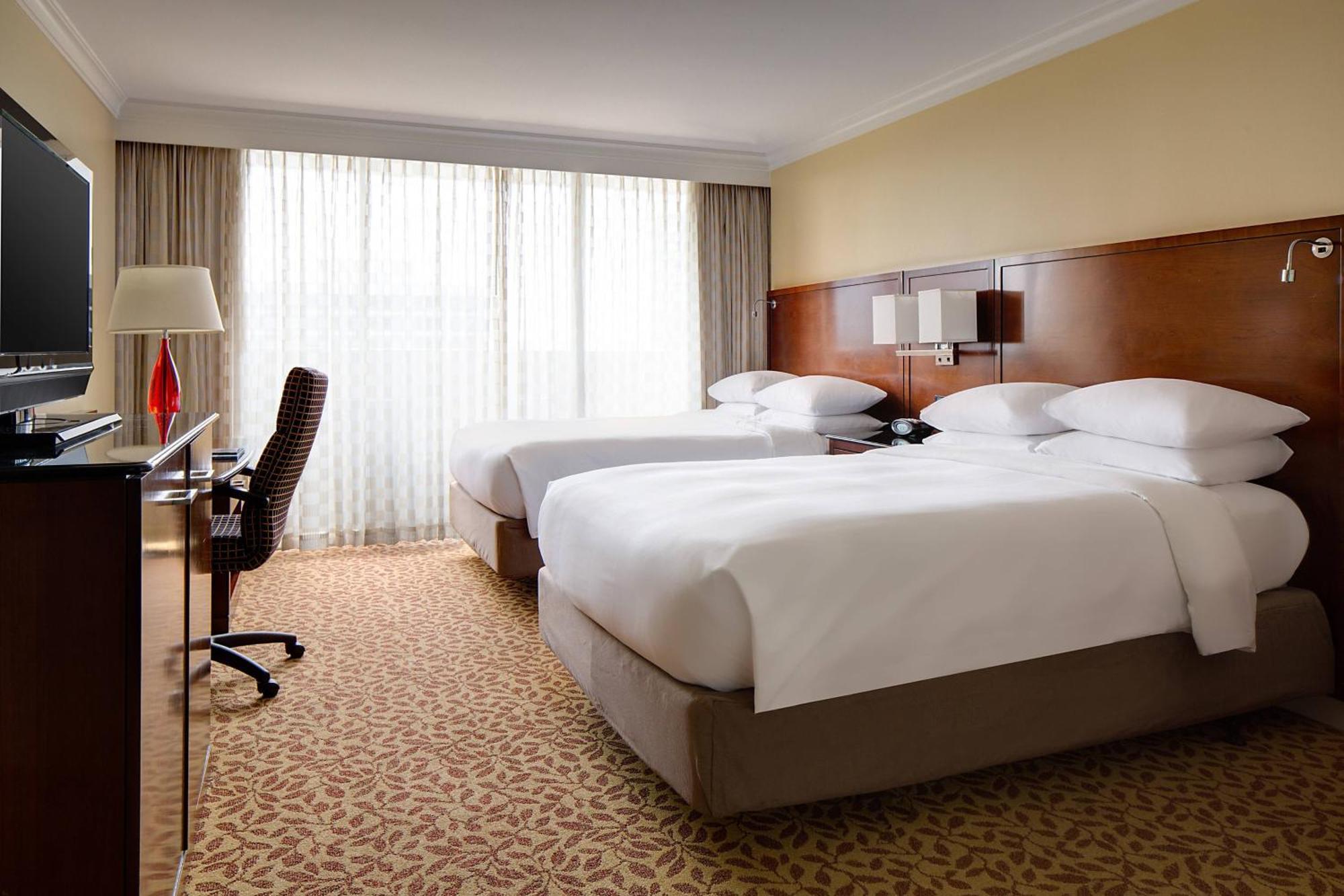 Wyndham Atlanta Buckhead Hotel & Conference Center Exterior photo